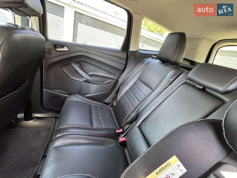 Внедорожник / Кроссовер Ford Escape 2013 в Тернополе