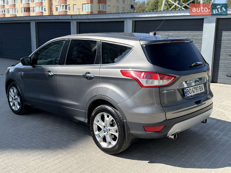 Внедорожник / Кроссовер Ford Escape 2013 в Тернополе