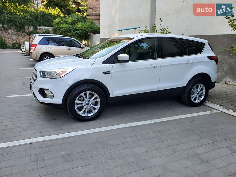 Внедорожник / Кроссовер Ford Escape 2019 в Тернополе фото 3 Внедорожник / Кроссовер Ford Escape 2019 в Тернополе