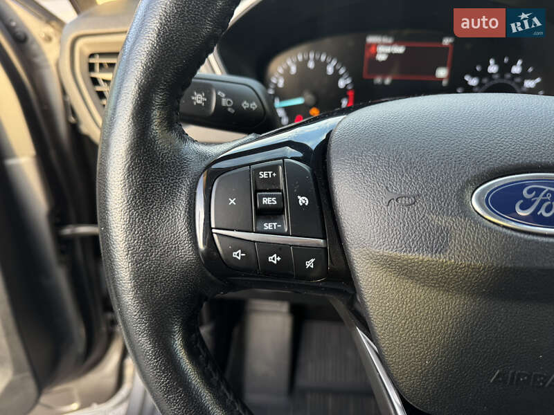 Внедорожник / Кроссовер Ford Escape 2021 в Киеве