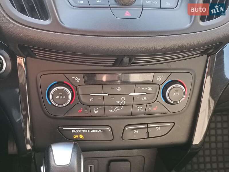 Внедорожник / Кроссовер Ford Escape 2019 в Харькове