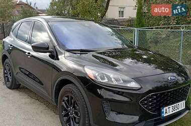 Внедорожник / Кроссовер Ford Escape 2020 в Ивано-Франковске