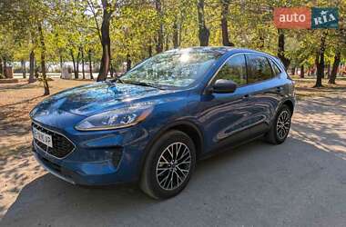 Внедорожник / Кроссовер Ford Escape 2022 в 