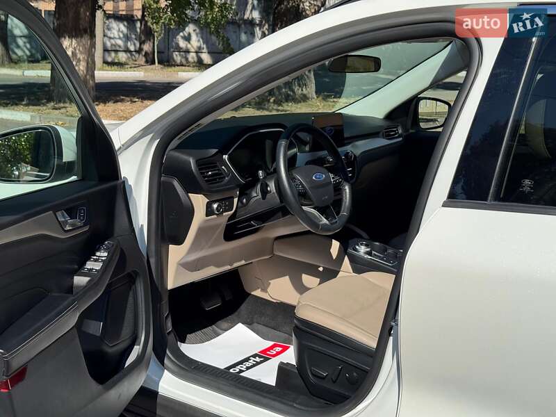 Внедорожник / Кроссовер Ford Escape 2021 в Запорожье