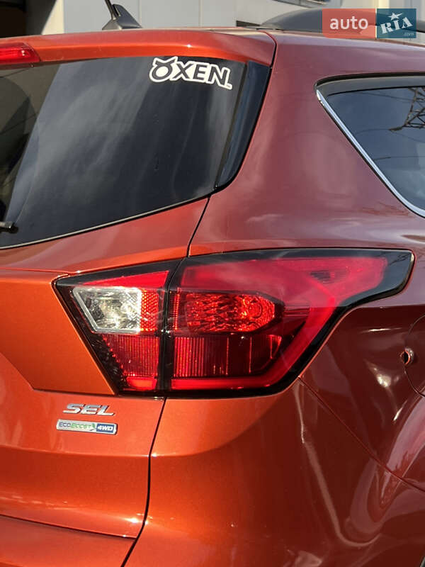 Внедорожник / Кроссовер Ford Escape 2018 в Одессе