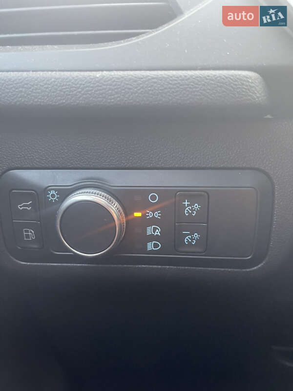 Внедорожник / Кроссовер Ford Escape 2022 в Киеве фото 5 Внедорожник / Кроссовер Ford Escape 2022 в Киеве