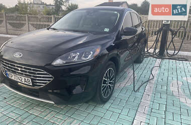 Внедорожник / Кроссовер Ford Escape 2022 в 