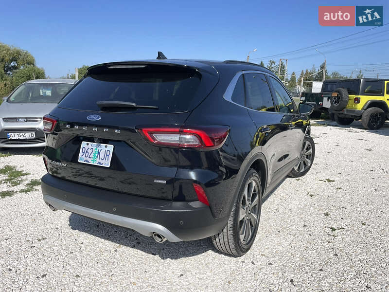 Внедорожник / Кроссовер Ford Escape 2023 в Киеве