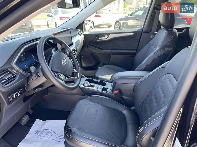 Внедорожник / Кроссовер Ford Escape 2023 в Киеве