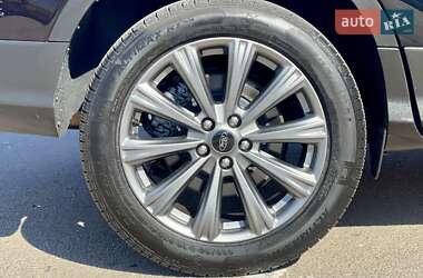 Внедорожник / Кроссовер Ford Escape 2017 в 