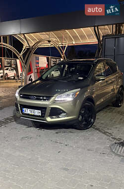 Внедорожник / Кроссовер Ford Escape 2013 в 