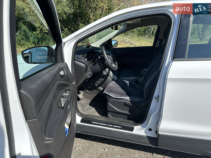Внедорожник / Кроссовер Ford Escape 2014 в Киеве фото 5 Внедорожник / Кроссовер Ford Escape 2014 в Киеве