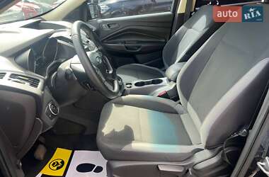 Внедорожник / Кроссовер Ford Escape 2014 в 