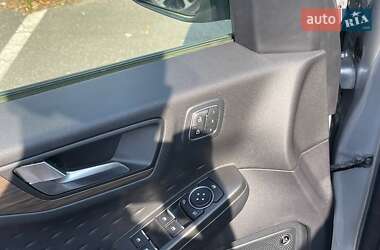 Внедорожник / Кроссовер Ford Escape 2020 в 