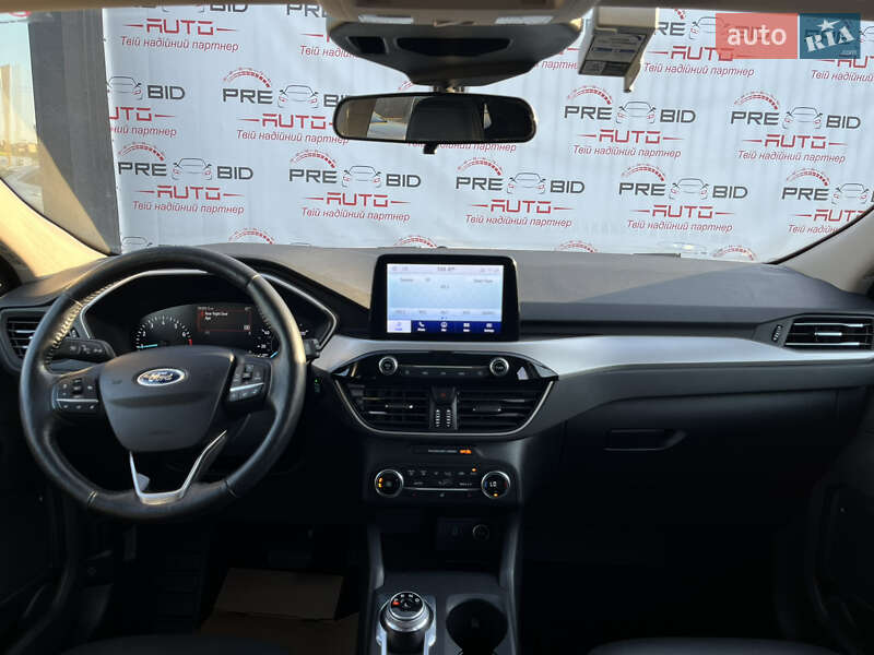 Позашляховик / Кросовер Ford Escape 2019 в Львові