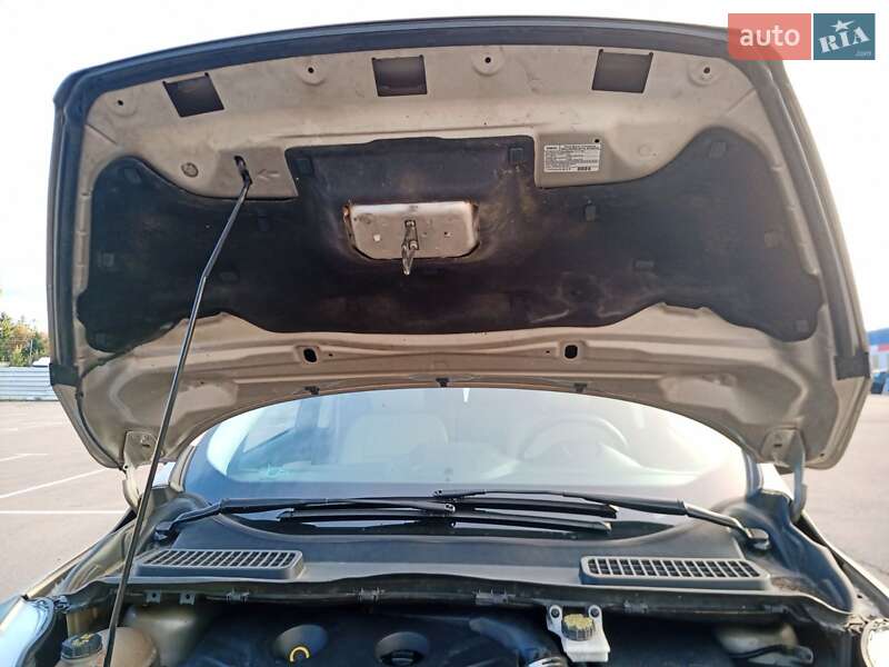 Внедорожник / Кроссовер Ford Escape 2016 в Ровно
