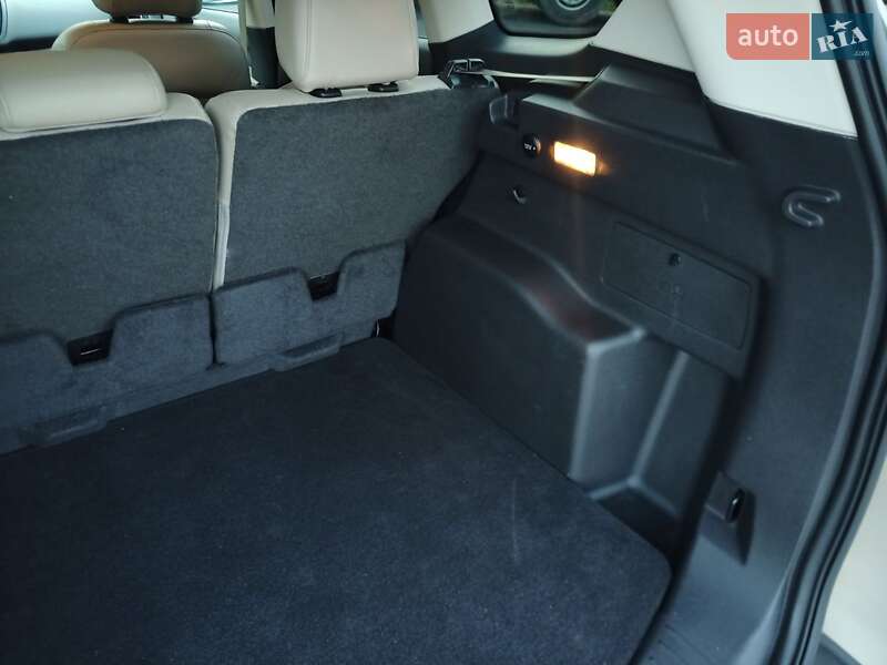 Внедорожник / Кроссовер Ford Escape 2016 в Ровно