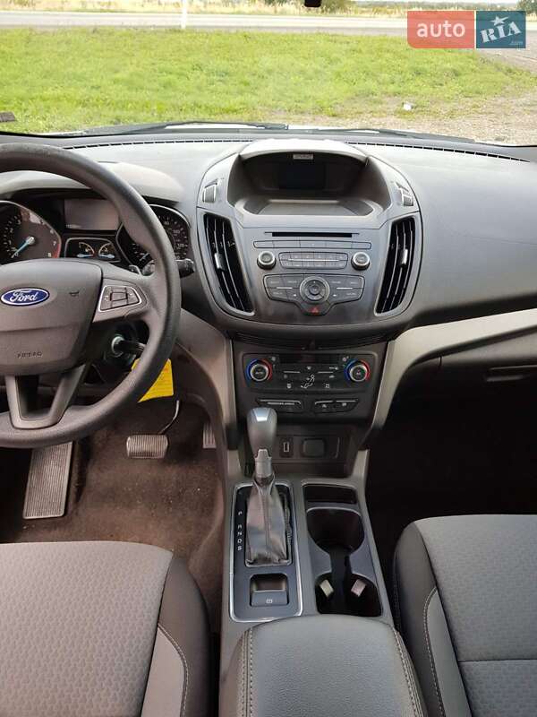 Позашляховик / Кросовер Ford Escape 2017 в Львові