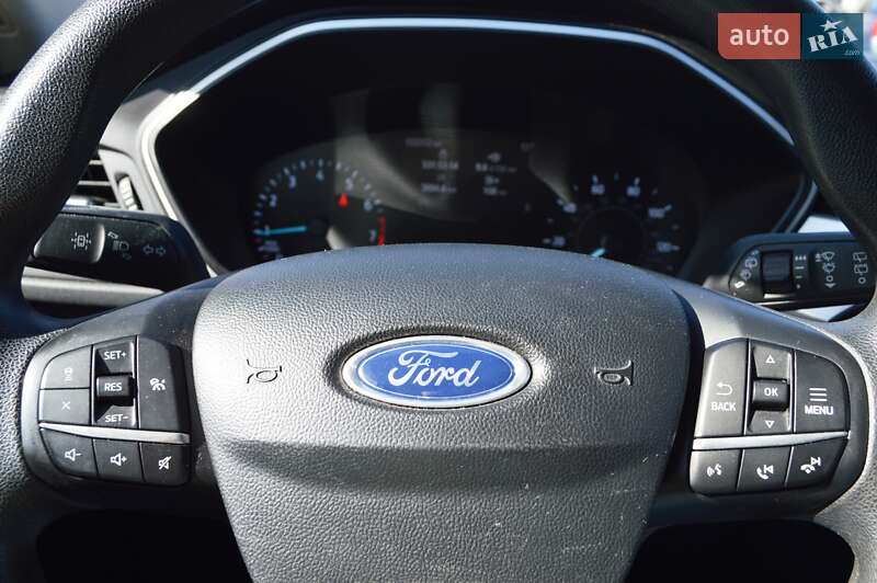 Внедорожник / Кроссовер Ford Escape 2020 в Одессе