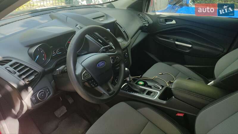 Внедорожник / Кроссовер Ford Escape 2016 в Запорожье фото 3 Внедорожник / Кроссовер Ford Escape 2016 в Запорожье