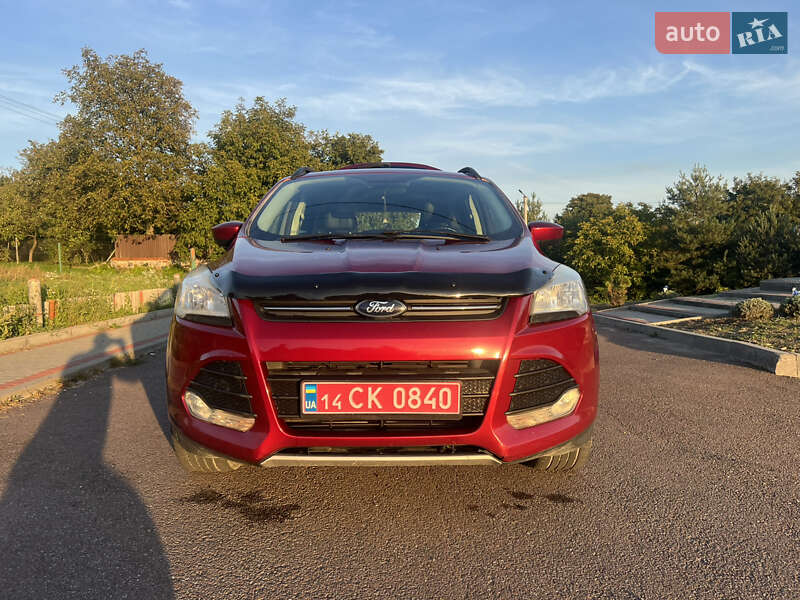 Внедорожник / Кроссовер Ford Escape 2015 в Золочеве