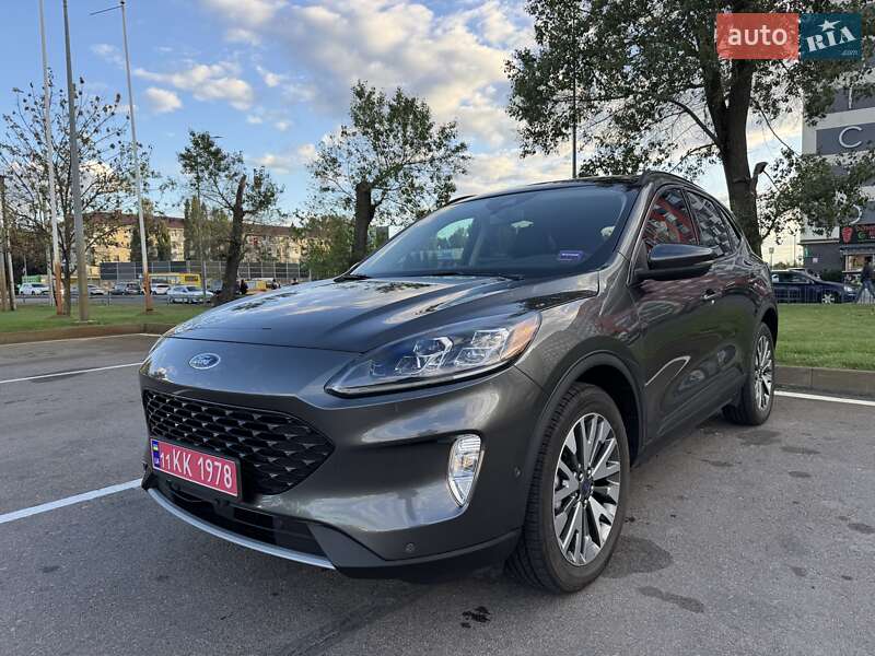Внедорожник / Кроссовер Ford Escape 2020 в Киеве
