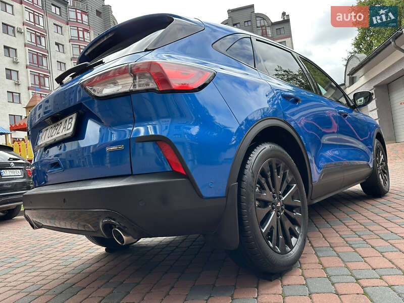 Внедорожник / Кроссовер Ford Escape 2020 в Ивано-Франковске