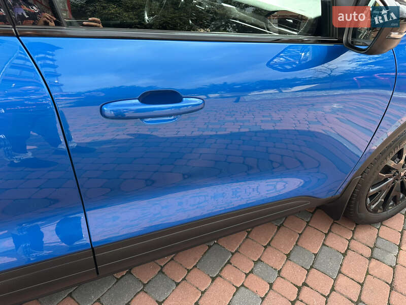 Внедорожник / Кроссовер Ford Escape 2020 в Ивано-Франковске