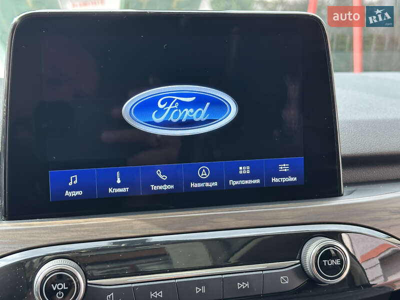 Внедорожник / Кроссовер Ford Escape 2020 в Ивано-Франковске