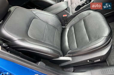 Внедорожник / Кроссовер Ford Escape 2020 в 