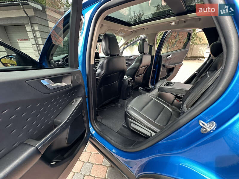 Внедорожник / Кроссовер Ford Escape 2020 в Ивано-Франковске