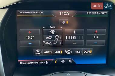 Внедорожник / Кроссовер Ford Escape 2015 в 