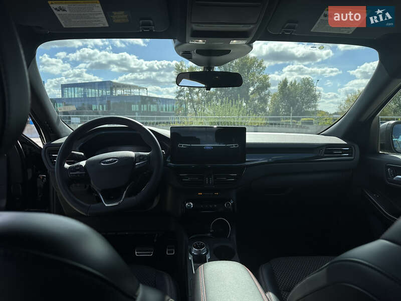 Внедорожник / Кроссовер Ford Escape 2023 в Киеве