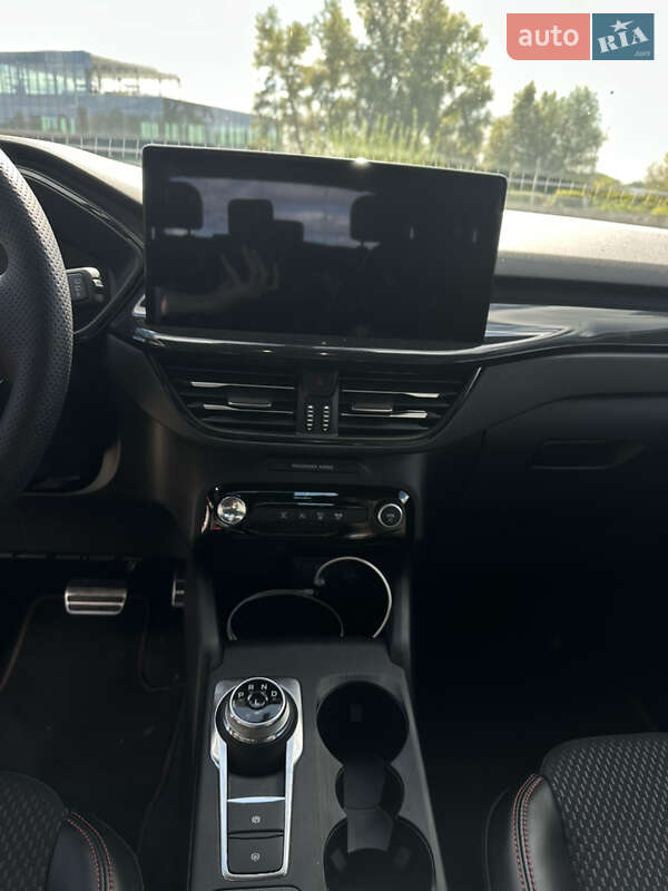 Внедорожник / Кроссовер Ford Escape 2023 в Киеве