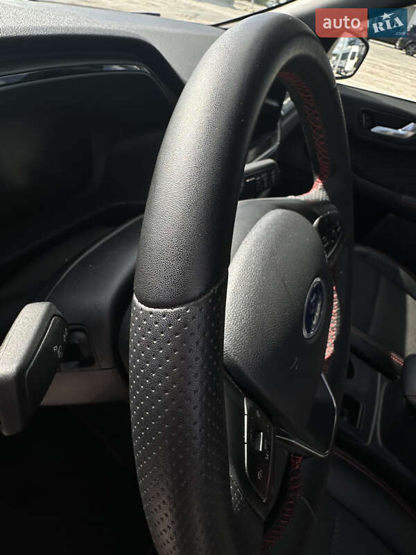 Внедорожник / Кроссовер Ford Escape 2023 в Киеве