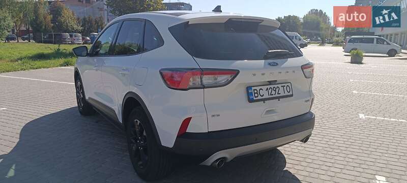 Внедорожник / Кроссовер Ford Escape 2020 в Львове