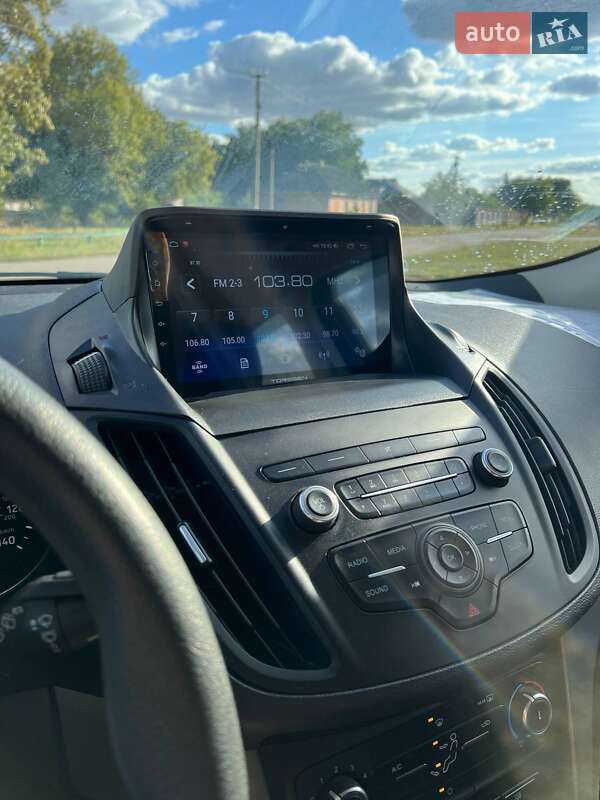 Позашляховик / Кросовер Ford Escape 2019 в Полтаві