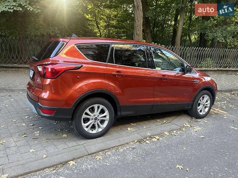 Внедорожник / Кроссовер Ford Escape 2018 в Львове фото 26 Внедорожник / Кроссовер Ford Escape 2018 в Львове
