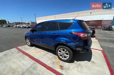 Внедорожник / Кроссовер Ford Escape 2017 в 