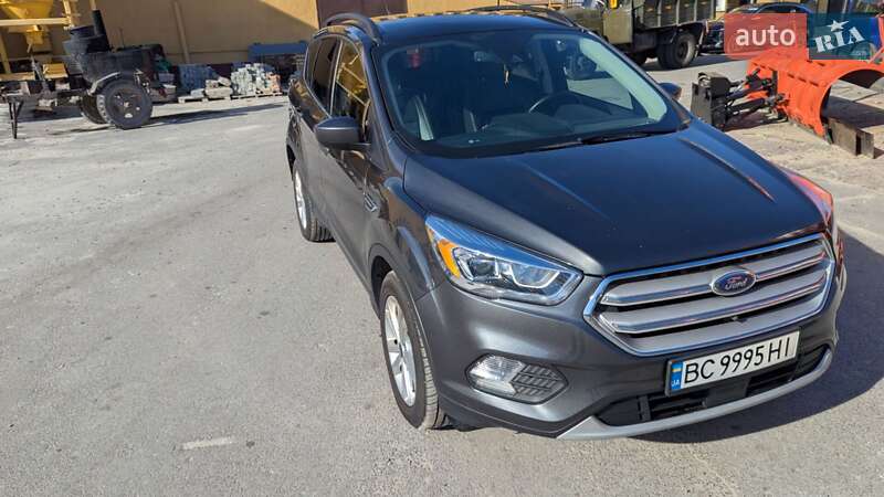 Внедорожник / Кроссовер Ford Escape 2019 в Львове