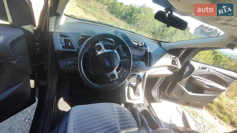 Внедорожник / Кроссовер Ford Escape 2013 в Ивано-Франковске