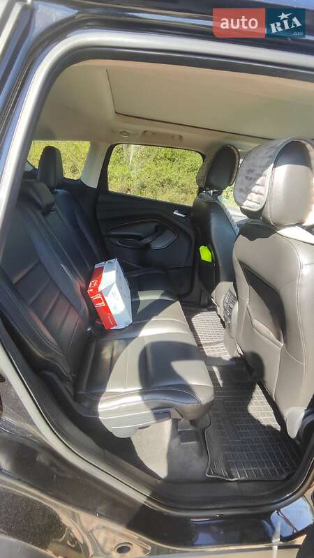 Внедорожник / Кроссовер Ford Escape 2013 в Ивано-Франковске