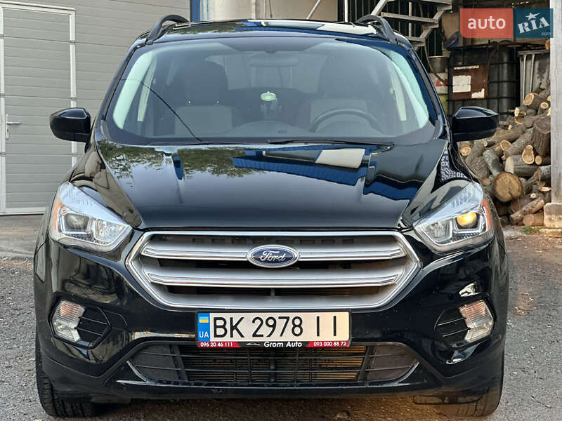 Внедорожник / Кроссовер Ford Escape 2018 в Виннице