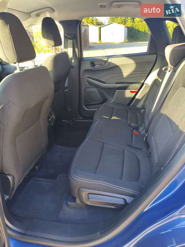 Внедорожник / Кроссовер Ford Escape 2023 в Запорожье