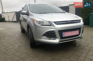 Внедорожник / Кроссовер Ford Escape 2014 в 