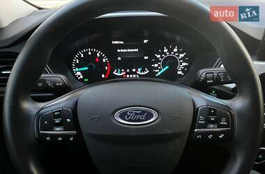 Внедорожник / Кроссовер Ford Escape 2022 в 