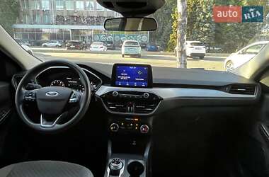 Внедорожник / Кроссовер Ford Escape 2022 в 