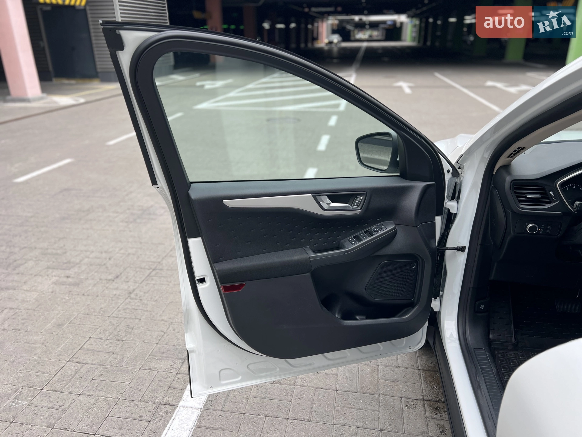 2020 Ford Escape - мініатюра 8