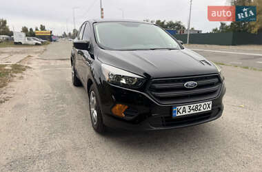 Внедорожник / Кроссовер Ford Escape 2017 в 