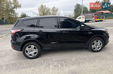 Внедорожник / Кроссовер Ford Escape 2017 в 